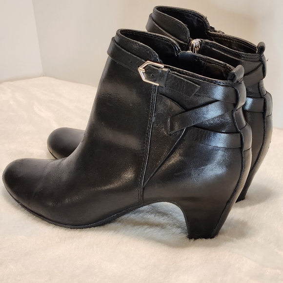 🎉Sam Edelman Maddox Black Leather Zip Ankle Boots Size 6.5 - Picture 3 of 13
